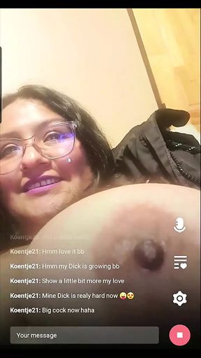 Big Tits Closeup Streaming