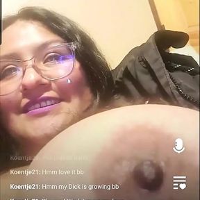 Big Tits Closeup Streaming