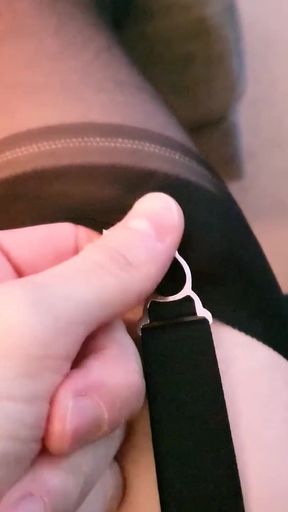 Fully fashioned stockings are so sensual, could do this all day