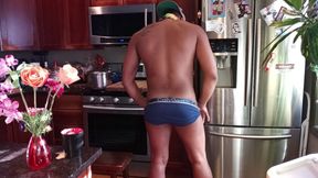 Kenniejai Jerks off in the Kitchen for You!