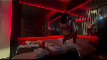 Colombiana de visita... y termin&oacute_ en un motel