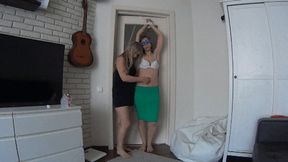 She fingering my outie belly button (blindfolded and bound against a door) FF