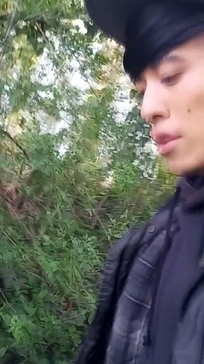 Gay Boy Jon Arteen Freeballing Showing His Dick and Naked Ass Outdoor