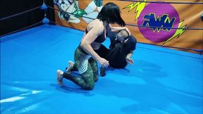 Brunette fem bodybuilder vs guy