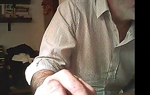 Hot mature bear cumming