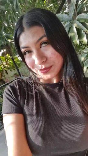 I'm live and so ready to brighten up your Tuesday.