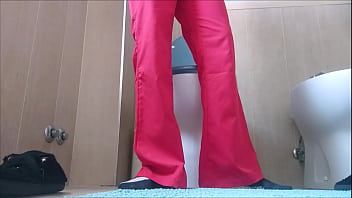 it&#039_s toilet time with my red pants