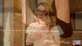 GROOBYGIRLS: Introducing Emily Bun