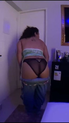 My ex wants to get back with me and applies the classic of seeing each other to talk, when in reality he just wanted&hellip;   Clip 2