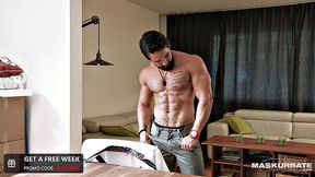 Potential Waiter Shows Off His BIG Asset - Zack Lemec - Maskurbate