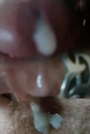 An obligatory spitting of my cock lasts !!! For you ladies!!?