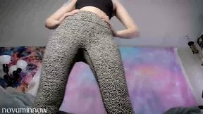 focus on my leggings