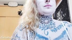 Smoking Fetish Girl