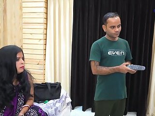 Beautiful Indian Girl Gets Fucked Mechanic