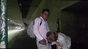 melissa alecxander aprontando na rua