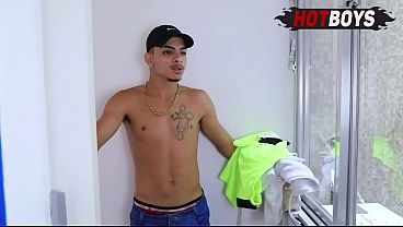 Passando a piroca no cu do vizinho!