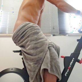 Fucking and humping my home bike - Makes me moan and cum so fucking good