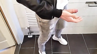 Amateur Web cam Hand job with a Phat Manmeat