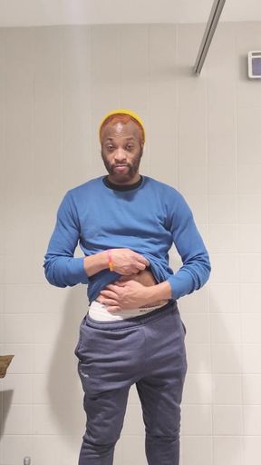 Kennie Jai Jerks off at Work