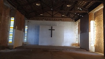 Caiu na net casal fazendo sexo dentro de uma igreja católica
