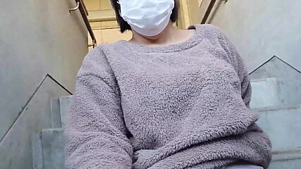 Married Slut Gets Off Hard Outdoors Rubbing Her Pussy