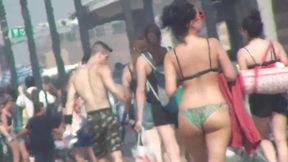 Nice young woman in green bikini voyeur clip