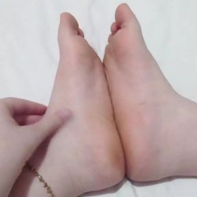 I really like to play with my feet