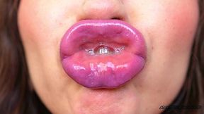 naughty chick lip pouting lipsihaa 4