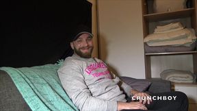 il li baise son bon gros cul poilu sans capotes