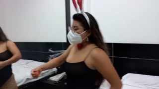 I PREPARE THE HOTEL TO START RECORDING PORN WITH MY BOYFRIEND, TODAY THEY PENETRATE MY VAGINA