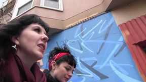 siouxsie q and nerine mechanique lesbian ass eating
