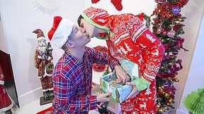 The Christmas Gift - BrotherCrush