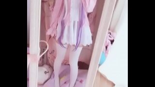 น่ารักจัง ภาษาญี่ปุ่น Kanna Kamui Cosplayer การเล่น กับ เธอ จิ๋ม ในขณะที่ ใส่ หัวนม ที่หนีบ