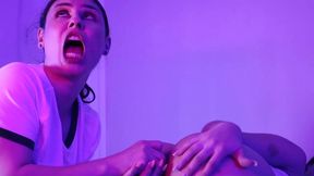 cortes primeiro anal da lis xxx - veja a super gostosa perdendo a virgindade do cuzinho nas maos da emme white