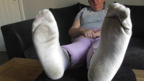 (26/9/2023) Dirty, sweaty, white socks pov