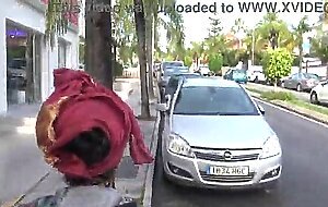 Turkish street hooker gives free handjob to american tourist in izmir