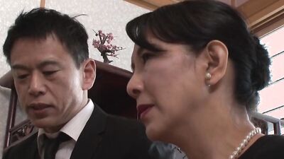 Chino Ogata :: The Widow Who Apologizes With SEX In Front Of Her Husband's Portrait - CARIBBEANCOM