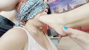 DESTROYING THE TRACHEA OF THE DIRTY SLAVE IN DOUBLE AND WITHOUT PITY - BY LADY SNOW AND THAYLA VIPER - CLIP 3 IN FULL HD