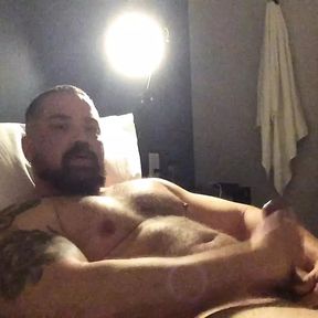 Daddy cumshot in the hostel