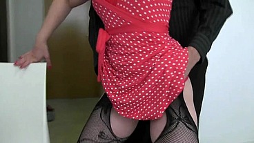 Anal, Vaginal, Corrida en la Boca. Es Una Señora Casada Sin Limites En la Cama