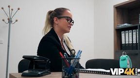 Jennifer Mendez gets her tight pussy pounded by Stanley Johnson & cums like a pro in VIP4K interview