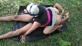 भारतीय सौतेली माँ सौतेले बेटे के बड़े लंड की सवारी जंगल में आउटडोर कैम्पिंग पर, देसी XXX हिंदी सेक्स