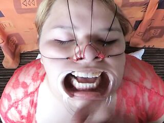 GOO EN LA CARA en ESCENA FACIAL BONDAGE