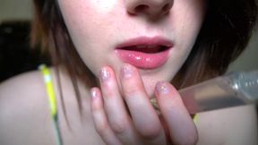 Ridiculously Shiny Lips