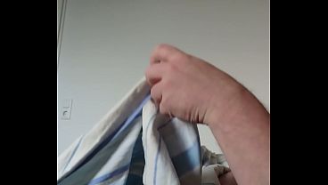 Freiheit f&uuml_r die Morgenlatte im Bett