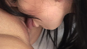 Amber Leigh And Rebecca Jessop Get Wet For A Double Ended Dong