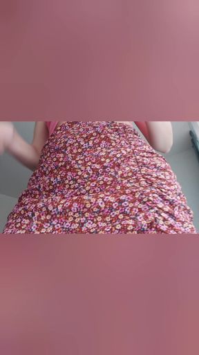 Watch Me Put a Tampon in My Super Hairy Pussy