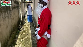 Christmas came earlier for na&iuml_ve 18yo press girl on Hijab as Santa gave her hot Fuck outside the compound while she tries the new school camera