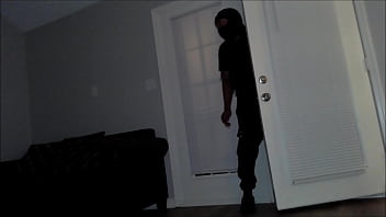 Burglar gets caught &amp_ seduced in lady&#039_s house after breaking in