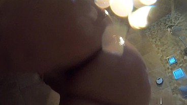 Big Soapy Pawg Ass twerks in the shower